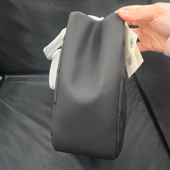 Tory Burch Willa Matte Tote 149685 Black - Picture 3 of 8